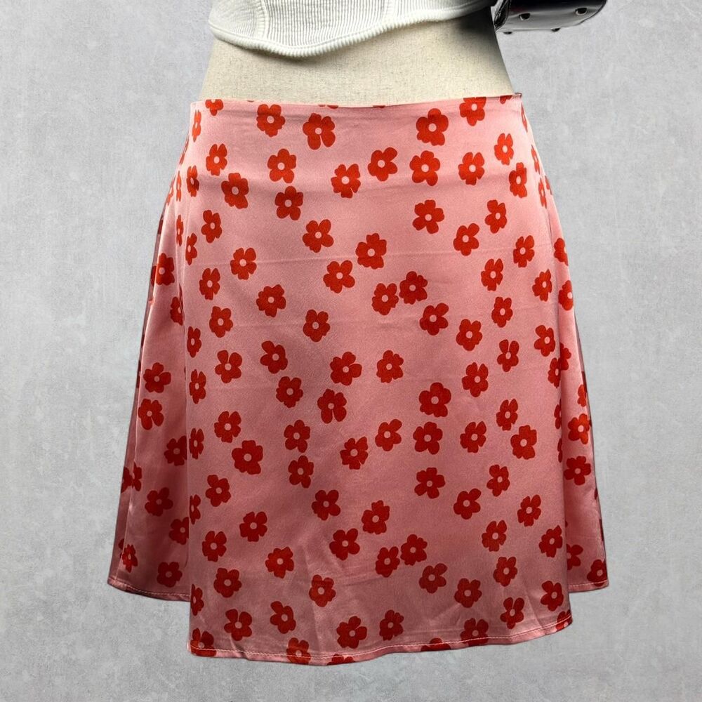Satin Pink & Red Floral Miniskirt - Picture 2 of 7